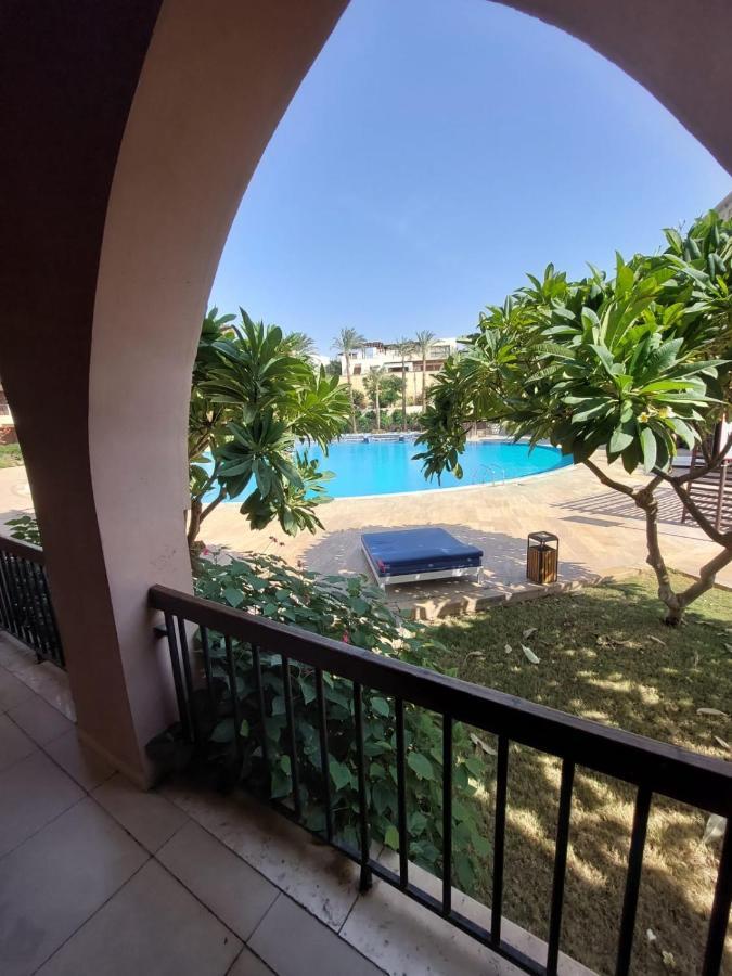 Ground Floor Apartment By Circular Pool In Talabay Aqaba Exterior photo