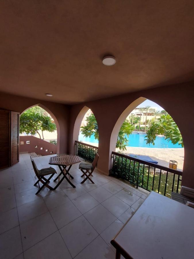 Ground Floor Apartment By Circular Pool In Talabay Aqaba Exterior photo