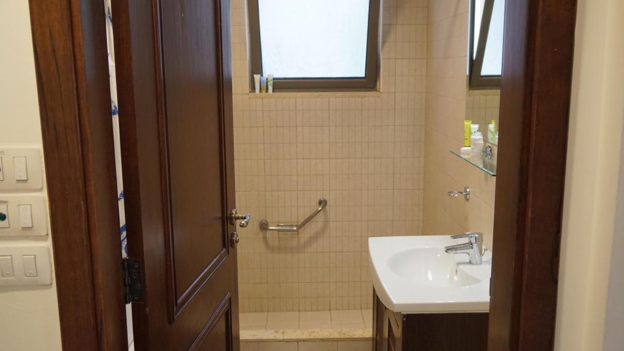 Ground Floor Apartment By Circular Pool In Talabay Aqaba Exterior photo